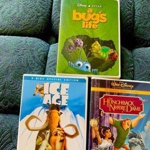 Lot of 3DVD BugsLife,Hunchback of Notredame,IceAge